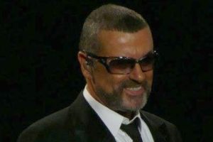 George_Michael_Symphonica_12USE-300x200.jpg